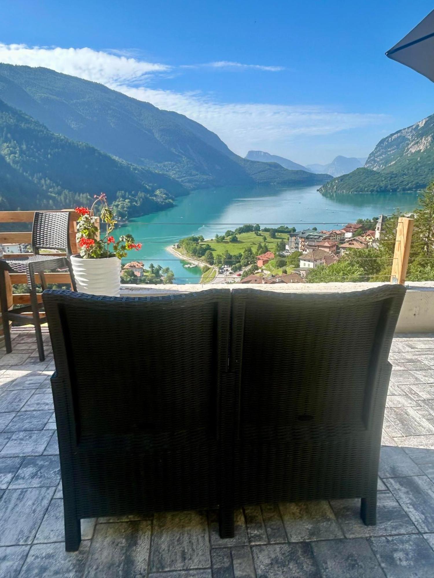 Hotel Aurora Molveno Eksteriør billede