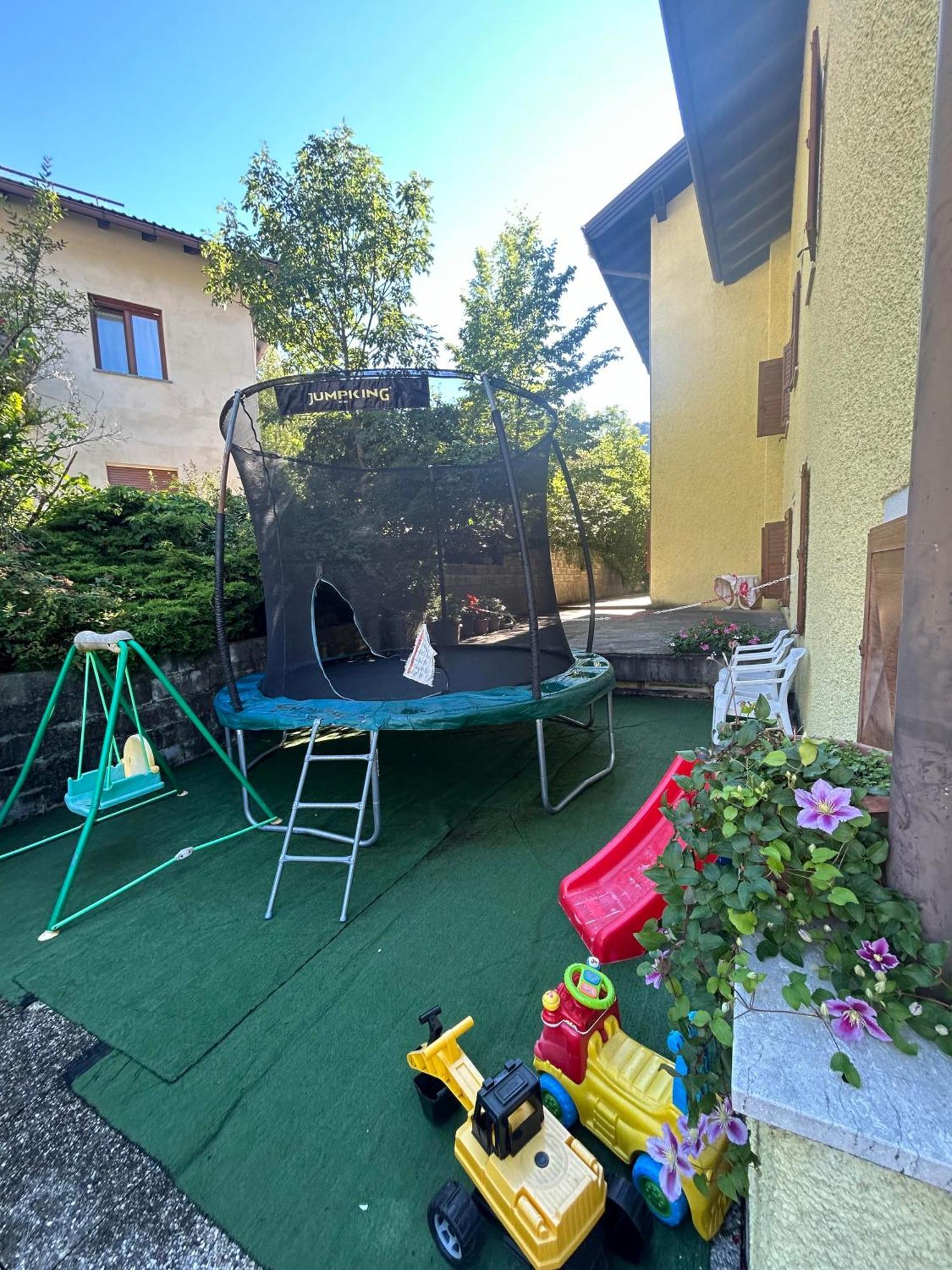 Hotel Aurora Molveno Eksteriør billede